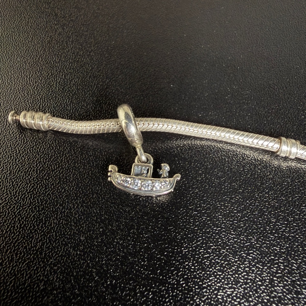 Retired Pandora Venetian Gondola Charm